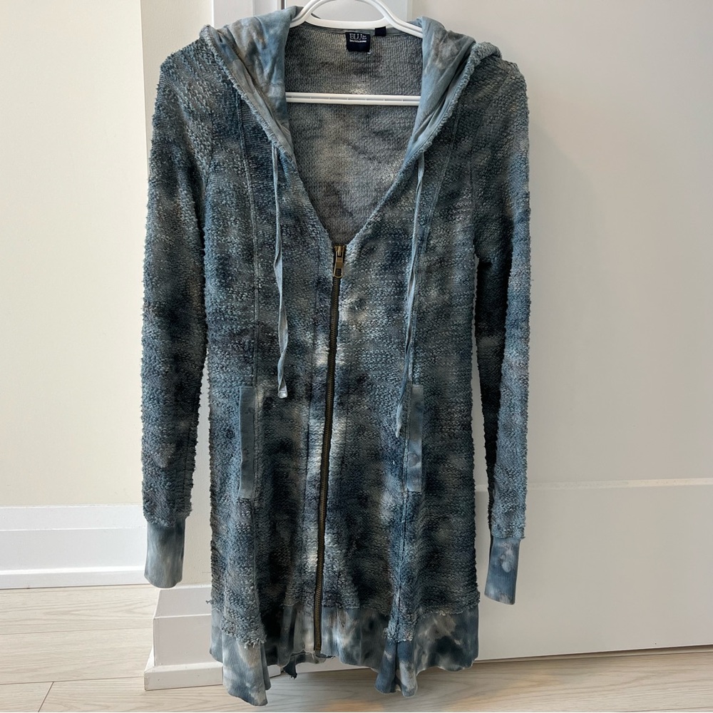 Saks Fifth Avenue Zipped hoodie size XS